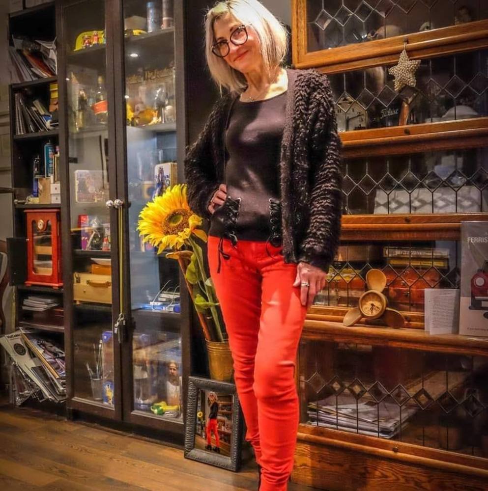 Meet your Posher, Annette